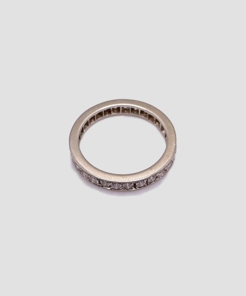 Eternity in oro bianco con diamanti