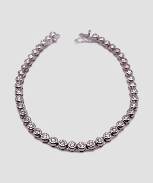 Bracciale tennis in oro bianco con diamanti